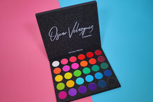 Cargar imagen en el visor de la galería, New Eyeshadow Artistry Palette
